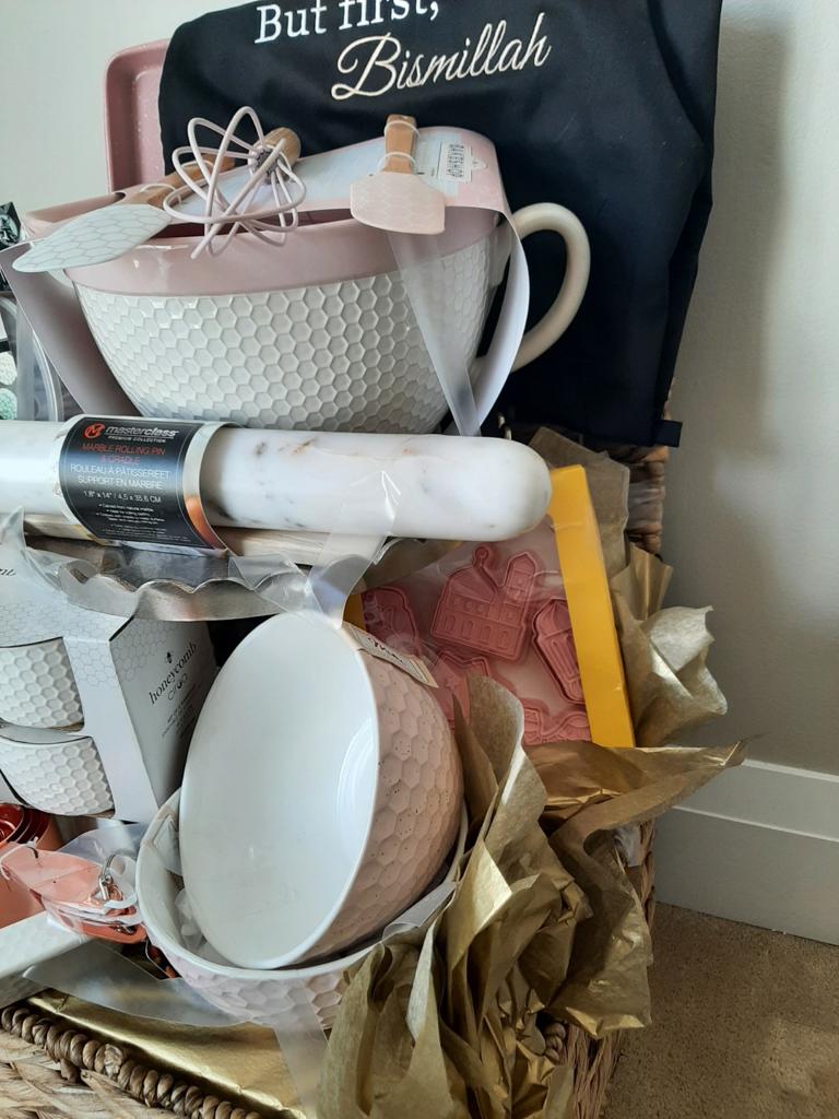 Baking Gift Basket - Image 4